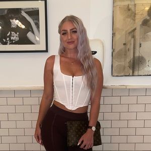 Meet your Posher, Lisa